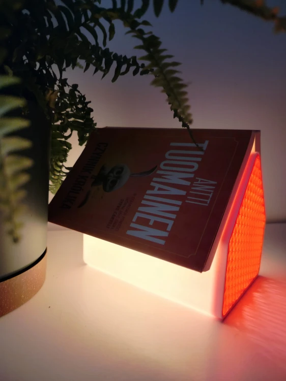 Lampka nocna Book Lamp.jpg