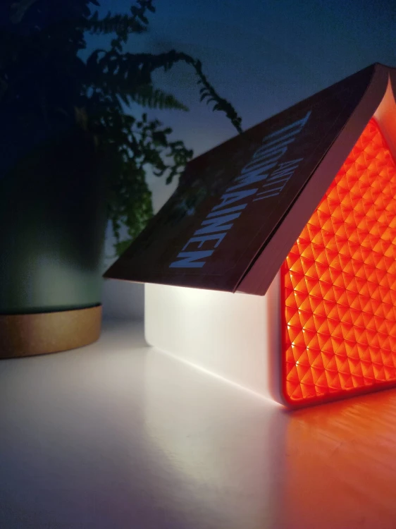 Lampka nocna Book Lamp.jpg